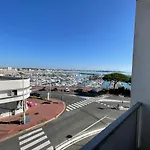 Harbor - T3 Vue - 100 M De La Apartment